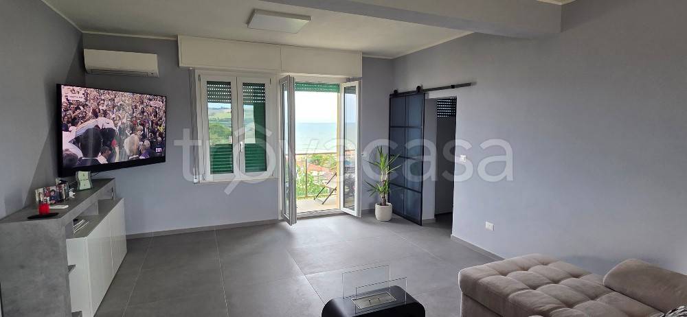 appartamento in vendita a Fano in zona Torrette