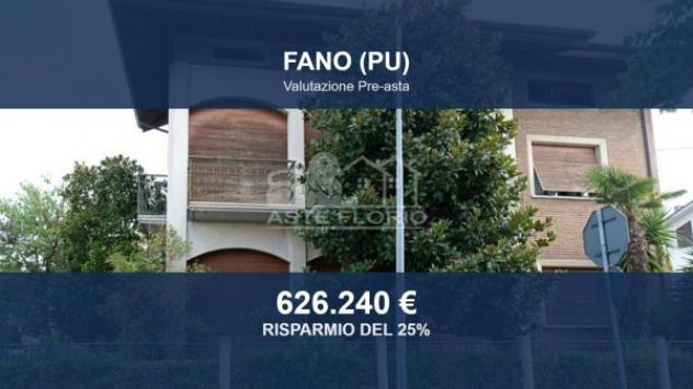 casa indipendente in vendita a Fano