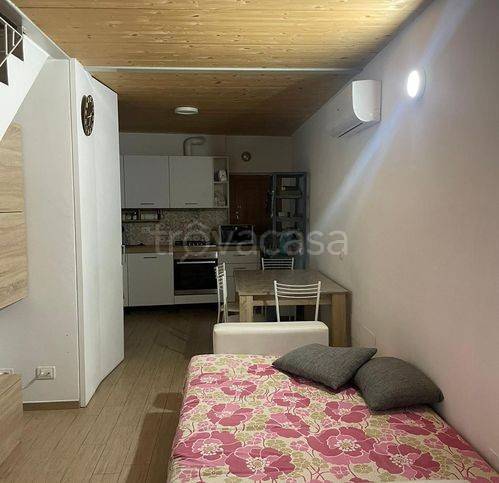 casa indipendente in vendita a Fano