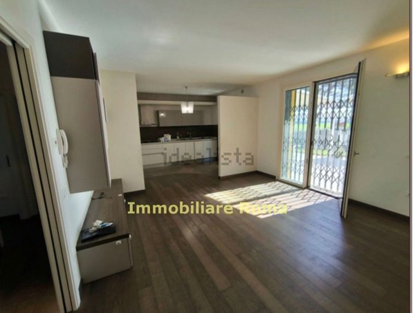 appartamento in vendita a Fano in zona Falcineto