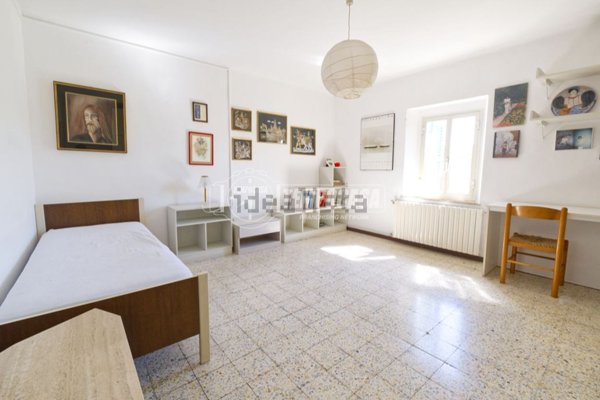 casa indipendente in vendita a Fano in zona Fenile