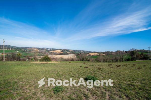 casa indipendente in vendita a Fano in zona Carignano Terme