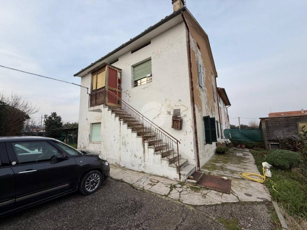 casa indipendente in vendita a Fano in zona Torrette