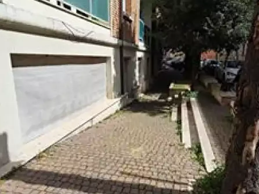 negozio in vendita a Fano