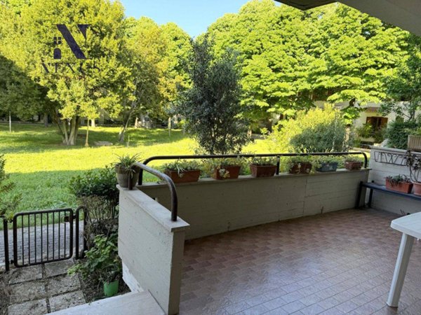 casa indipendente in vendita a Fano