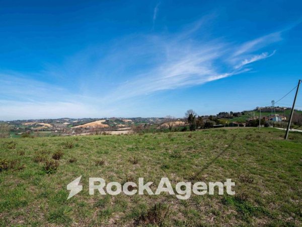 terreno agricolo in vendita a Fano in zona Carignano Terme
