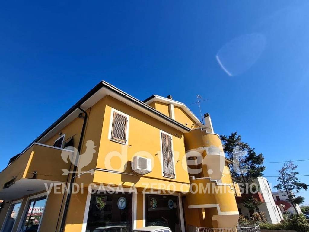 appartamento in vendita a Fano in zona Torrette