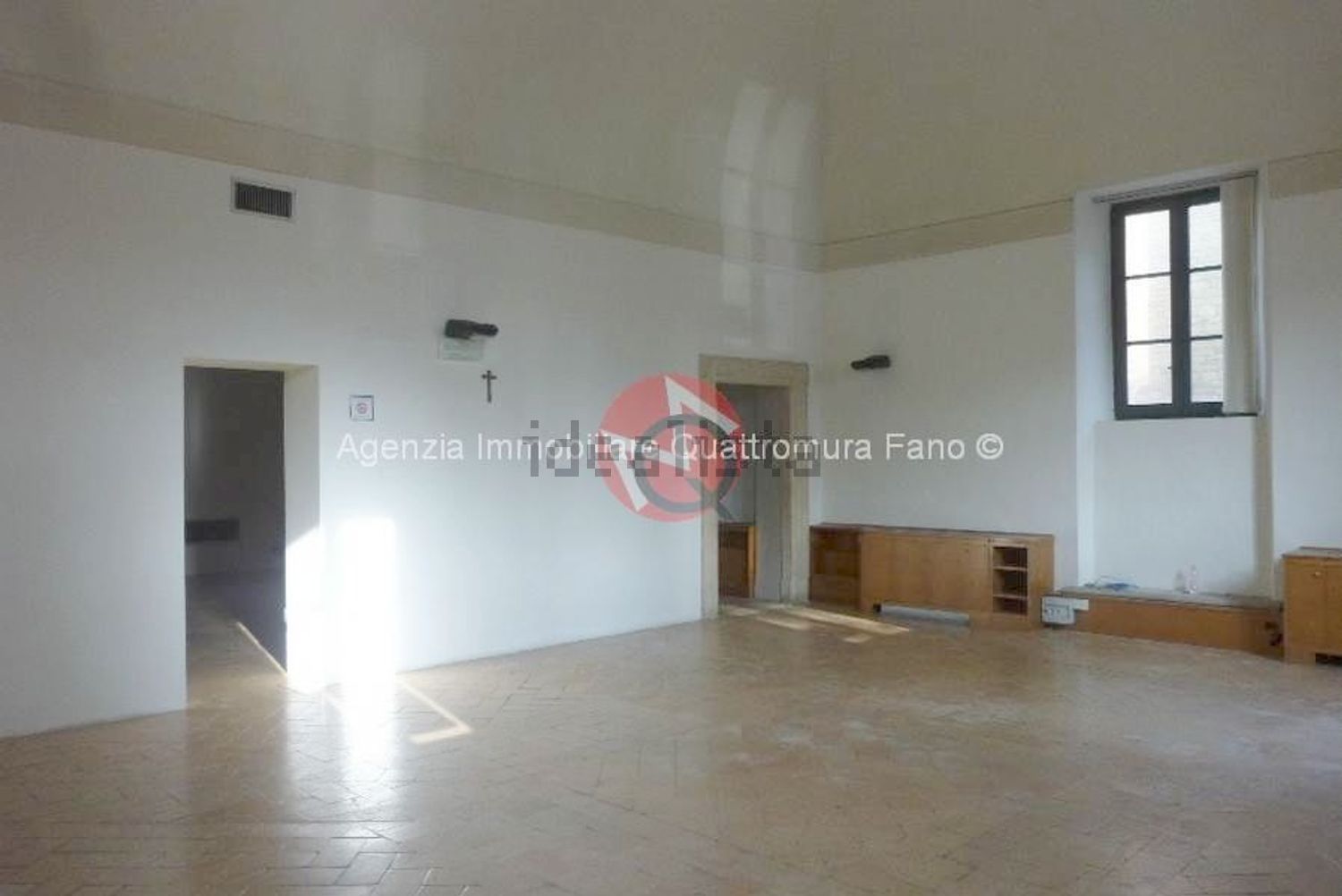ufficio in vendita a Fano