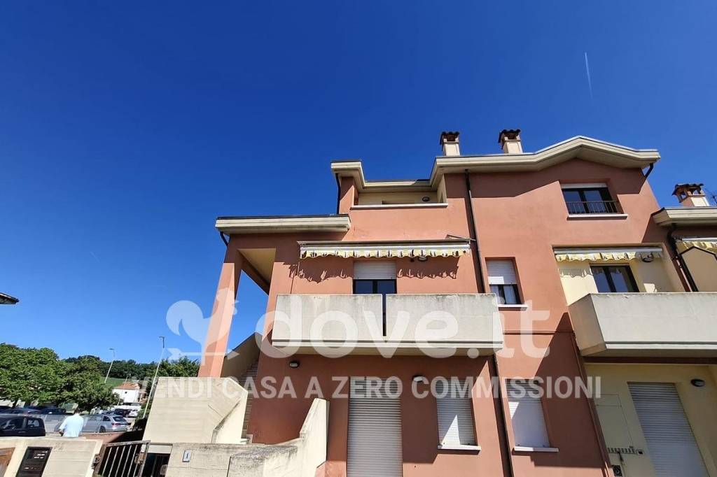 appartamento in vendita a Fano in zona Cuccurano