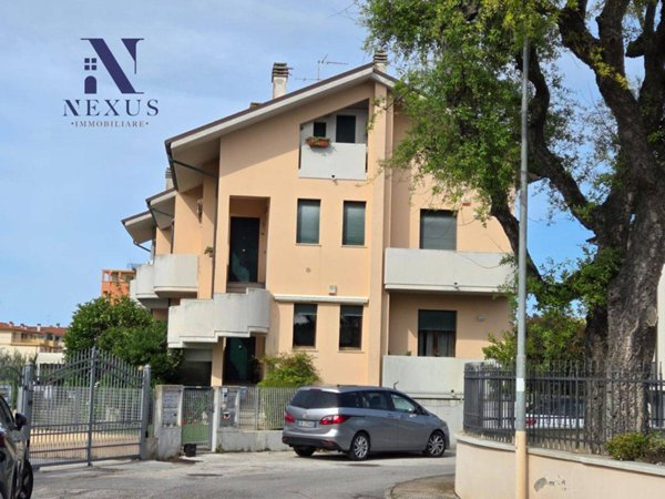 appartamento in vendita a Fano in zona Torrette