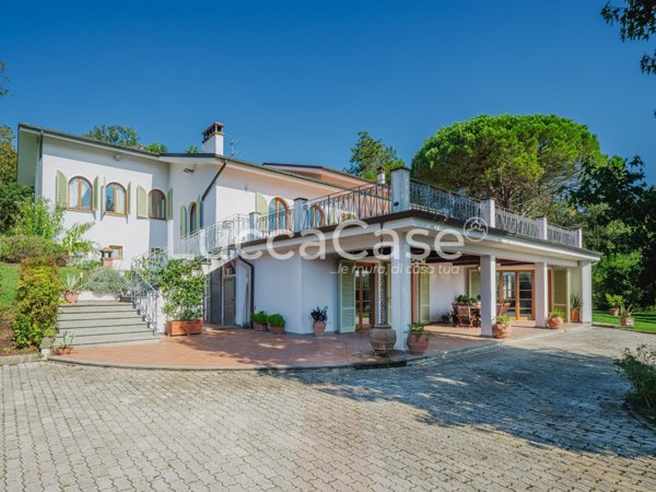 casa indipendente in vendita a Fano in zona Carignano Terme