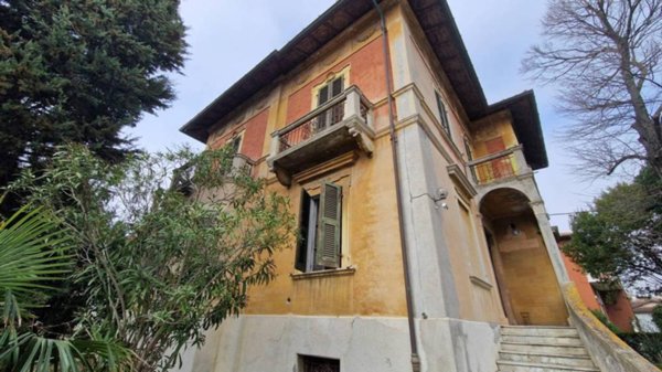 casa indipendente in vendita a Fano