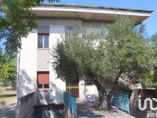 casa indipendente in vendita a Fano in zona Torrette