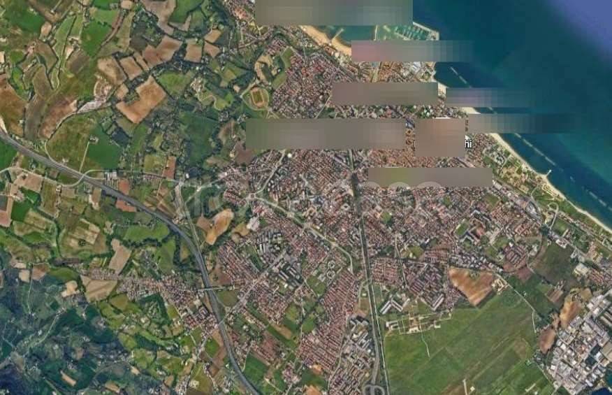 casa indipendente in vendita a Fano in zona Caminate