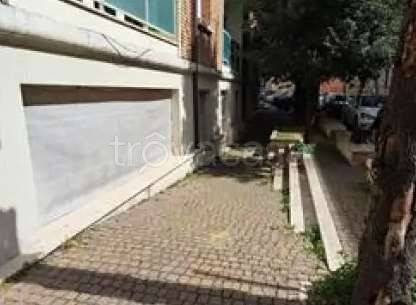 negozio in vendita a Fano