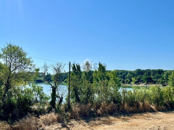 pentavano in vendita a Fano in zona Falcineto