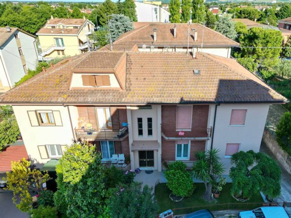 appartamento in vendita a Fano in zona Rosciano