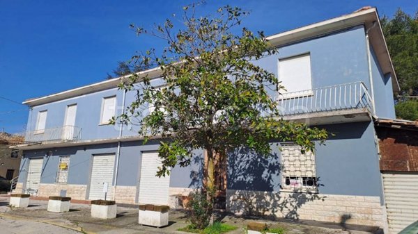 casa indipendente in vendita a Fano in zona Carignano Terme
