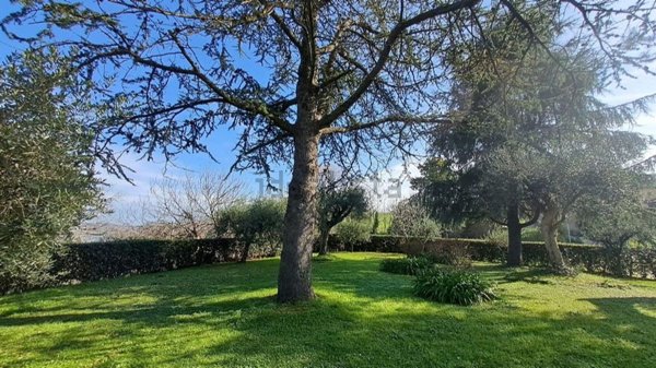 casa indipendente in vendita a Fano in zona Carignano Terme
