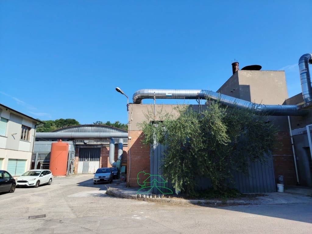 quadrivano in vendita a Fano in zona Rosciano