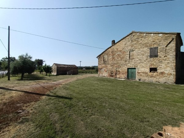 casa indipendente in vendita a Fano in zona Bellocchi