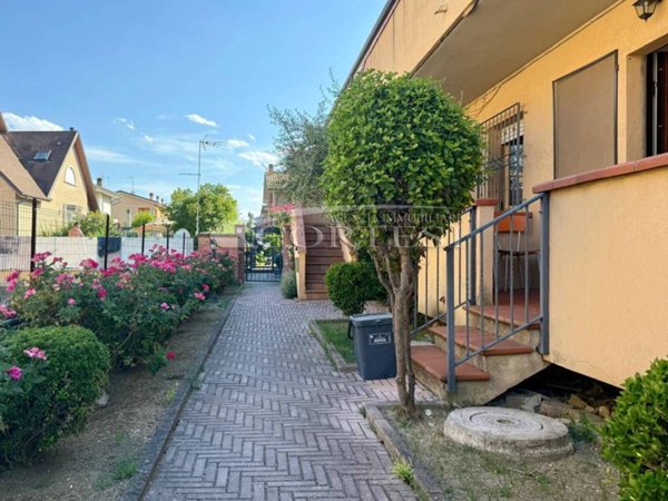 appartamento in vendita a Fano in zona Torrette