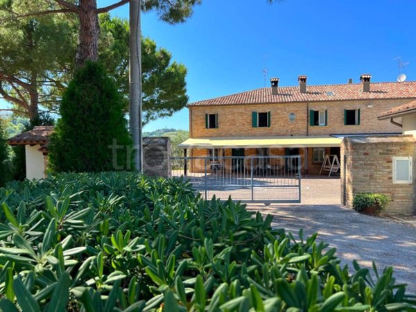 casa indipendente in vendita a Fano in zona Sant'Andrea