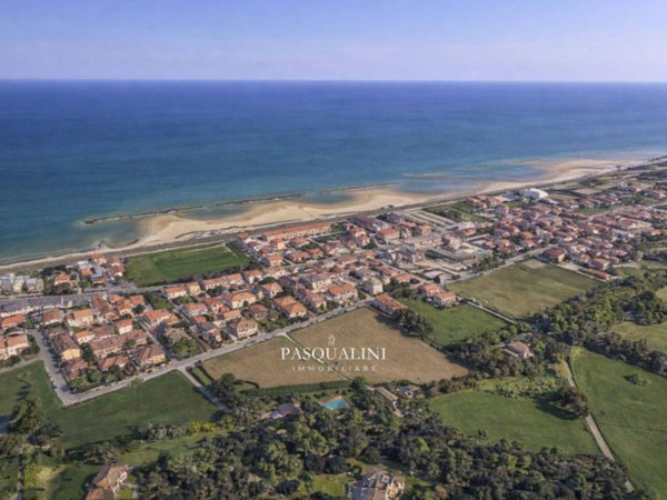 casa indipendente in vendita a Fano in zona Roncosambaccio