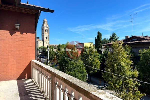 casa indipendente in vendita a Fano