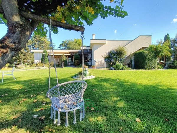 casa indipendente in vendita a Fano in zona Bellocchi