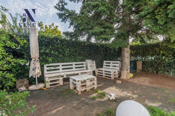 casa indipendente in vendita a Fano in zona Fenile