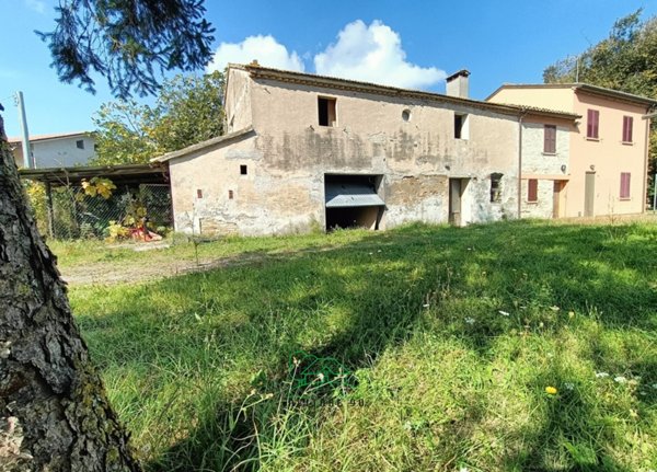 casa indipendente in vendita a Fano in zona Rosciano