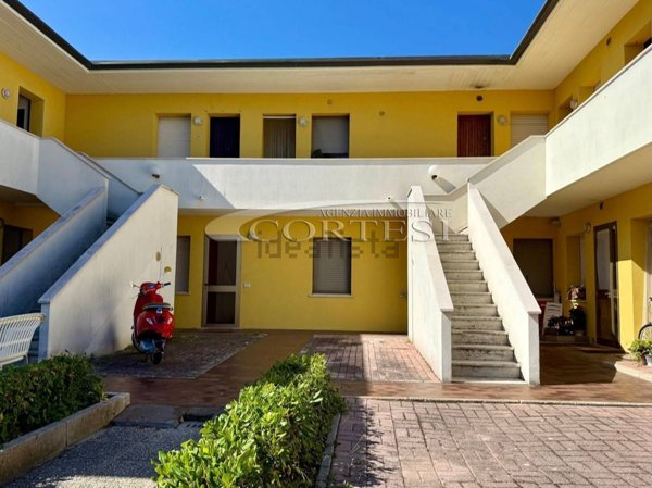 appartamento in vendita a Fano in zona Torrette