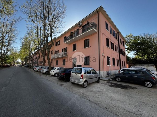 appartamento in vendita a Fano in zona Centinarola