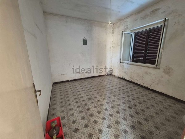 casa indipendente in vendita a Fano