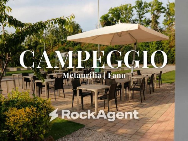 negozio in vendita a Fano in zona Tombaccia