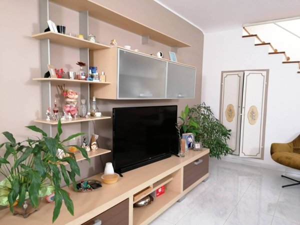 appartamento in vendita a Fano in zona Centinarola