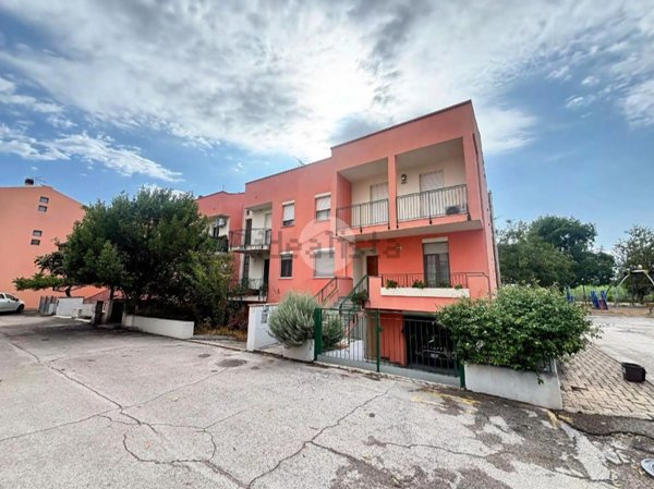 appartamento in vendita a Fano in zona Centinarola