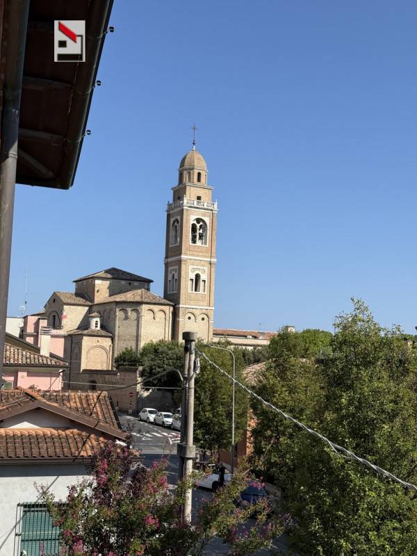 casa indipendente in vendita a Fano