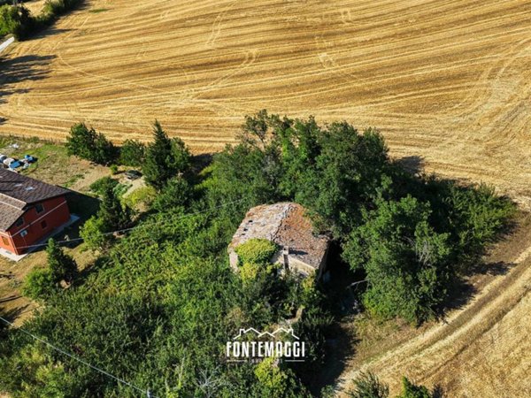 casa indipendente in vendita a Fano in zona Falcineto