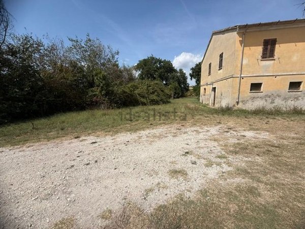 casa indipendente in vendita a Fano in zona Bellocchi