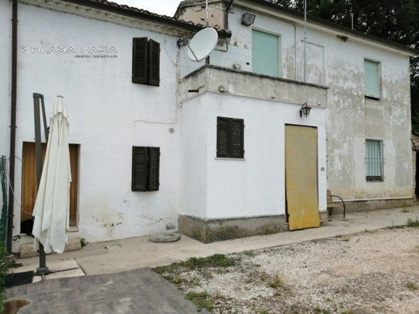 casa semindipendente in vendita a Fano
