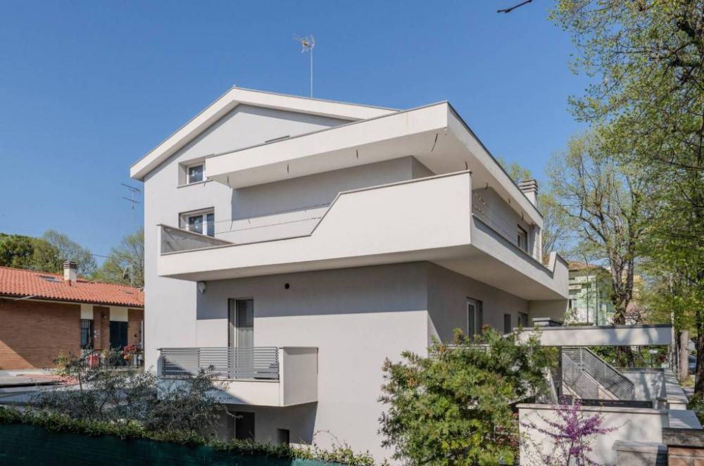 casa indipendente in vendita a Fano