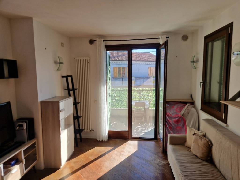 appartamento in vendita a Fano in zona Centinarola