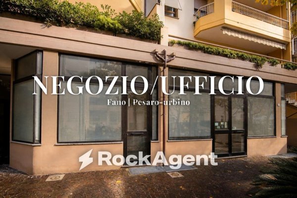 ufficio in vendita a Fano in zona Centinarola