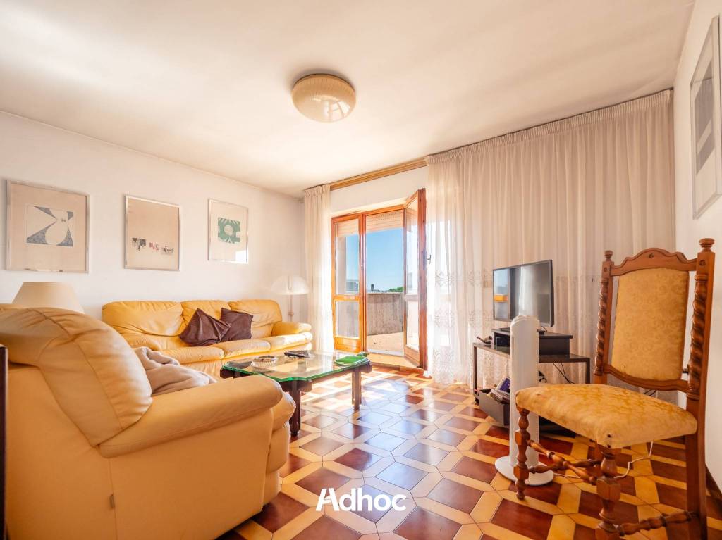 appartamento in vendita a Fano in zona Centinarola