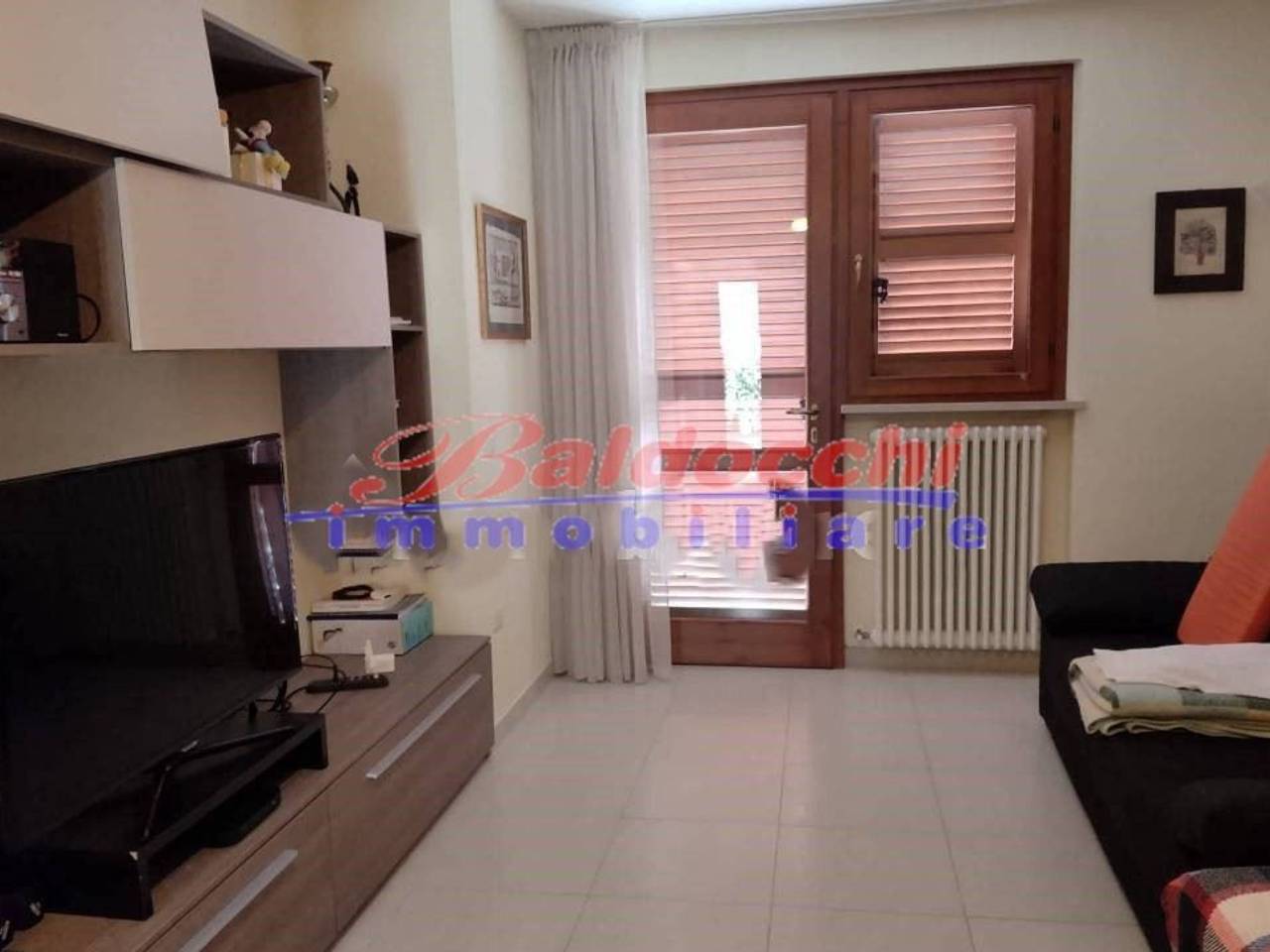 casa indipendente in vendita a Fano