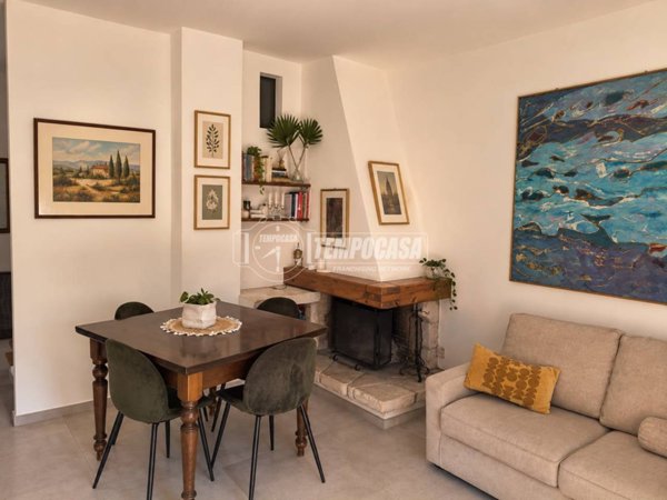 casa indipendente in vendita a Fano