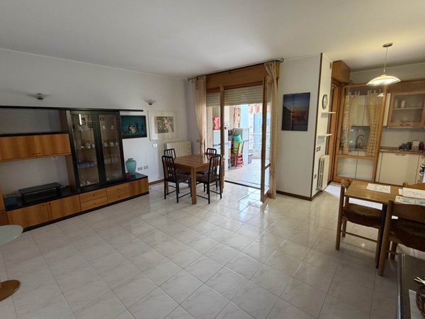 appartamento in vendita a Fano in zona Centinarola