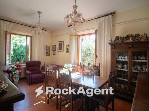 casa indipendente in vendita a Fano